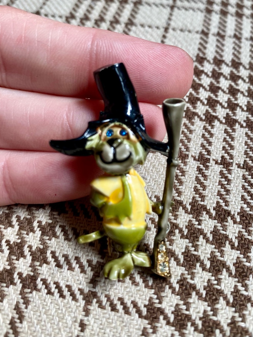 HAR vintage gold tone enamel HillyBilly dog brooch.